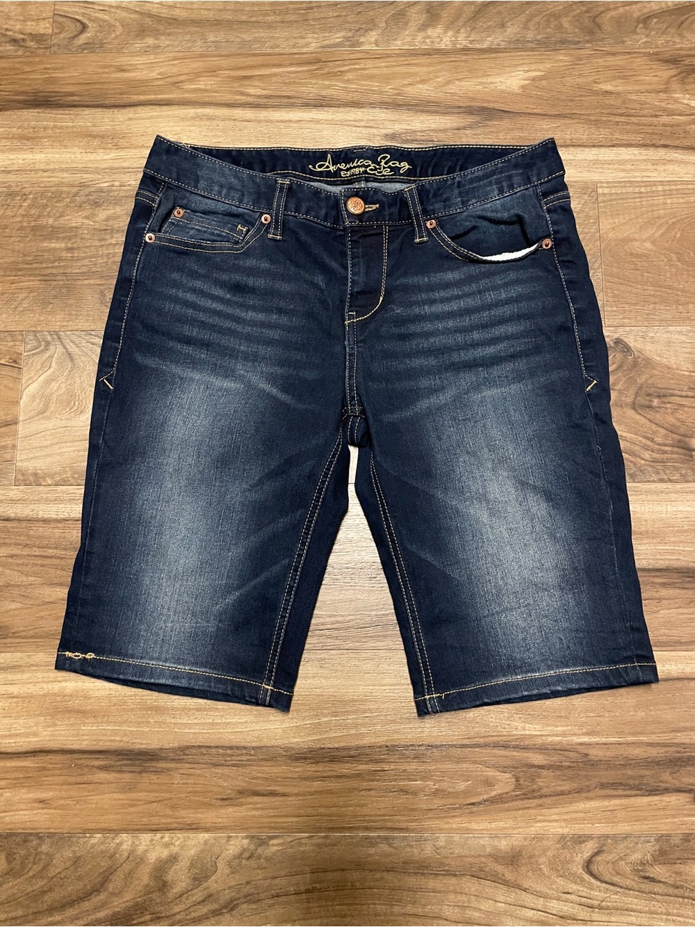 American Rag Dark Wash Denim Bermuda Shorts Size 7
